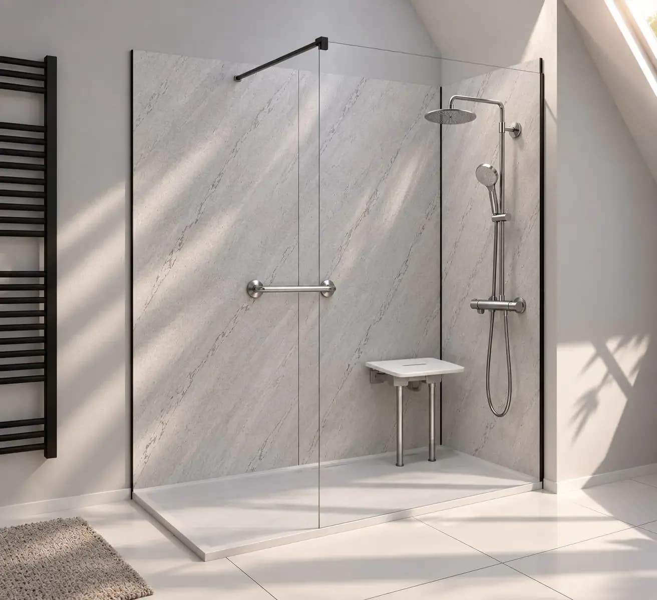 Douche avec panneaux muraux